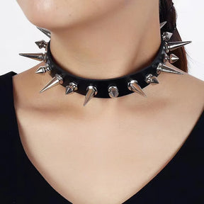 SpikeVow Choker